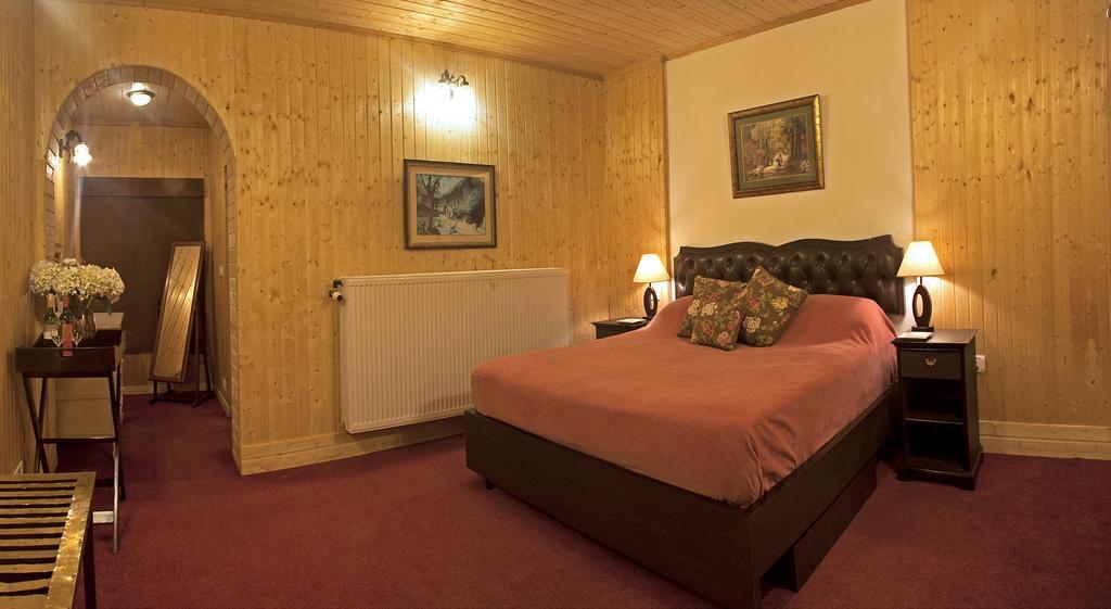 Nedous Hotel Gulmarg Room photo