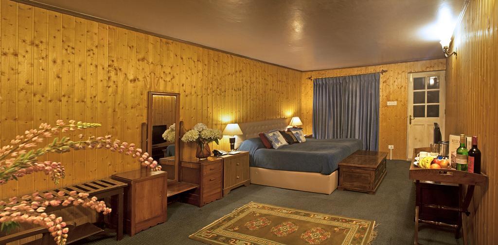 Nedous Hotel Gulmarg Exterior photo